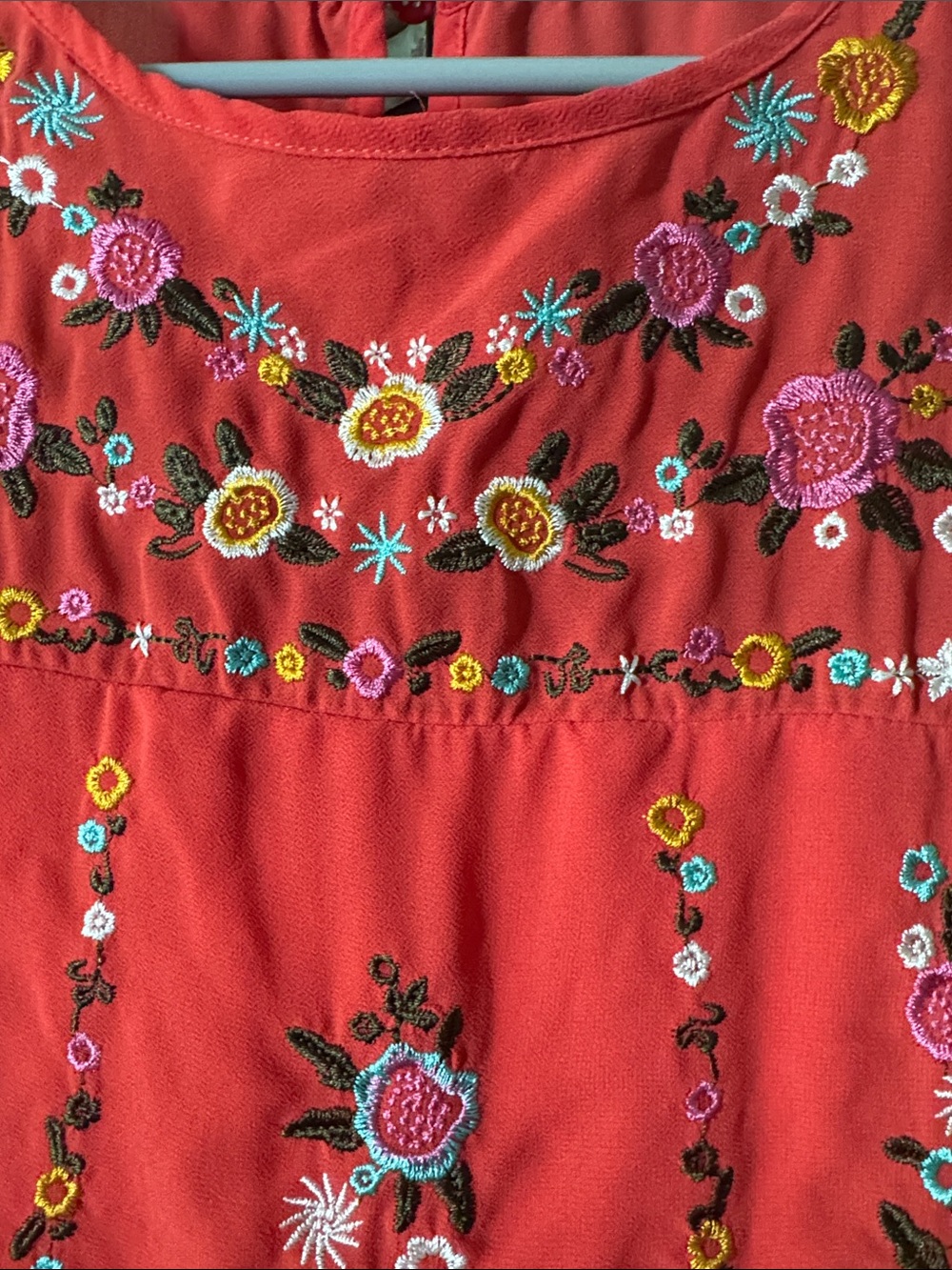 entro Red Dress with Floral Label Accent - Picture 3 of 8
